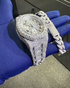Reloj de Hip Hop plateado Diamantes simulados completos Movimiento de cuarzo Ronda para Esfera de puntero de fecha de hielo-Negocio de moda - Product Image 2