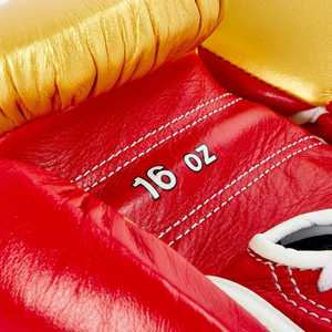 ถุงมือชกมวยแบบผูกเชือก ดีไซน์ OEM สีแดงทอง 10oz/16oz หนังแท้ กันน้ำ น้ำหนักเบา ปรับแต่งได้ สำหรับฝึกซ้อม MMA คิกบ็อกซิ่ง ใช้ได้ทุกวัน - Product Image 2