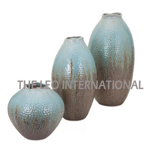 Florero de hierro costero de forma única de Metal de aluminio, florero decorativo de lujo hecho a mano para el hogar - Product Image 1