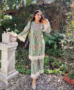 Renard lourd Georgette Kurta pantalon cordon ensemble robe avec impression numérique avec manches longues avec fantaisie travail tenue décontracté belle couleur - Product Image 3