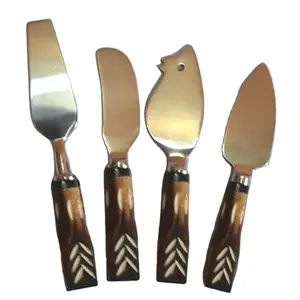 Juego de 4 Cuchillos de Queso de Acero Inoxidable con Mango de Madera de Alta Calidad Perfecto para Bodas y Comidas Elegantes - Product Image 1
