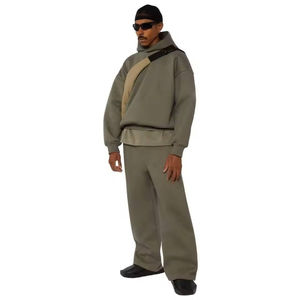 Sudadera con Capucha y Cremallera Personalizada para Hombre, de Alta Calidad, Corte Ajustado y Cuadrado, Felpa Francesa 100% Algodón, Diseño Personalizado Extragrande para Invierno - Product Image 3