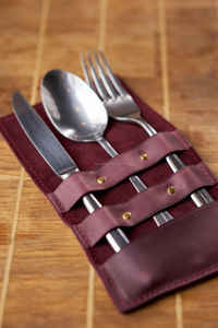 Porte-couverts en cuir véritable fait à la main, luxueux, classique, écologique, portable, durable, élégant, organisateur d'ustensiles pour restaurant - Product Image 5