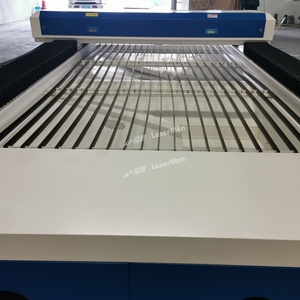 เครื่องตัดเลเซอร์ CO2 LM-1325ไฮบริดประสิทธิภาพสูงสำหรับตัดเหล็กกล้าคาร์บอนสเตนเลสและวัสดุที่ไม่ใช่โลหะ - Product Image 6