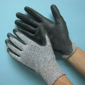 Gants de résistance aux coupures gris CE EN388 - 2016 Niveau de coupe C avec revêtement PU gris Gants de résistance aux coupures - Product Image 1