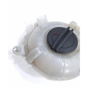 Réservoir d'eau de refroidissement VOLKSWAGEN Golf 7 Berline 5Q0121407F DDYA, DGTE Diesel 1600 (12>) - Product Image 4