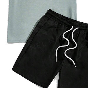 ชุดเซ็ตเสื้อยืดแขนสั้นกางเกงขาสั้นลำลองสำหรับผู้ชาย ผ้าโพลีเอสเตอร์ 100% แห้งเร็ว 2 ชิ้น สีสันตามสั่ง - Product Image 5