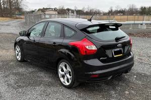 รถฟอร์ด โฟกัส เอสที ปี 2014 มือสอง พวงมาลัยซ้าย/ขวา - Product Image 2