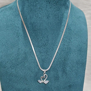 Venta al por mayor traje indio conjunto de moda chapado en oro CZ cadena colgante collar Swat prueba para niños hecho de latón - Product Image 3