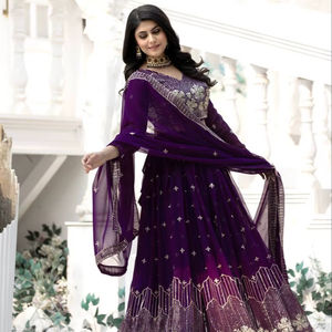 Collection de lehenga choli en faux georgette de designer, catalogue complet disponible au prix de gros, collection premium de lehenga choli. - Product Image 1