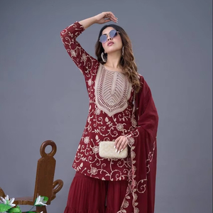 Top DE TRABAJO DE Bordado de hilo pesado de Georgette y Sharara con bordado elegante Dupatta - Product Image 1