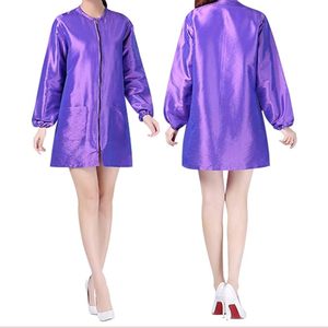 Chaqueta de Poliéster de Manga Larga de Primera Calidad con Características Resistentes al Agua y Duraderas para el Cuidado de Mascotas - Product Image 4