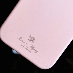 เคสโทรศัพท์แบบวงแหวนแม่เหล็ก PU ผิวสัมผัสซิลิโคนเรียบง่าย OEM ODM พร้อมกรอบเลนส์โลหะ สำหรับ iPhone 15 16 17 18 Pro Max - Product Image 2