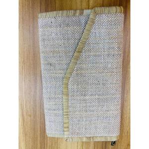 กระเป๋าคลัทช์ผู้หญิงลดราคา กระเป๋าสตางค์ผู้หญิงแบบมีสายคล้องมือ ซิปยาว ใส่โทรศัพท์มือถือ หนังแฟชั่น สีดำ จากบังกลาเทศ - Product Image 1