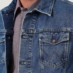 Veste en jean classique pour homme pour un look streetwear tendance, vêtement d'extérieur parfait pour un usage quotidien, coupe ajustée confortable, couture durable - Product Image 2