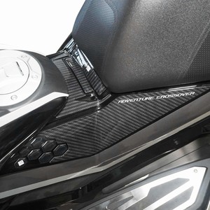 Adesivi Protettivi 3D per Pedana Centrale Scooter Zontes 368 G 2025 - Nuovo Modello 2025 - Product Image 1