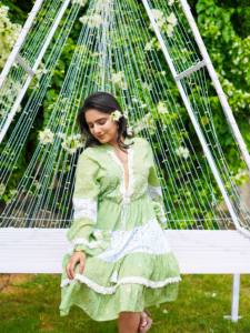 Vestido Midi Boho Verde con Mangas Campana, Vestido de Verano Fluido de Algodón con Capas, Atuendo Informal para Fiesta en el Jardín, Mangas Campana Verde Boho - Product Image 5