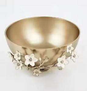 Bol de service en métal au design moderne, sélection de vaisselle pour la salle à manger intérieure - Product Image 6