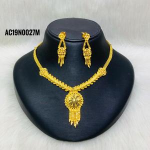 Fashion Jewelry Necklace Set - Product Image 1