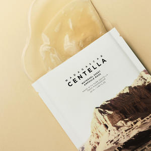 [SKIN1004] มาดากัสการ์มาส์กแบบแผ่นเจลลายน้ำ (1EA) มาสก์แผ่นวอเตอร์เจลมอบความชุ่มชื้นอย่างล้ำลึก - Product Image 1