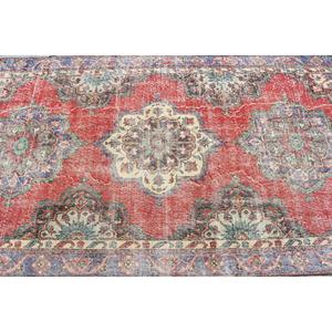 Alfombra Turca Vintage de Lana 4.3x12.3 pies (132x375 cm), con Diseño de Plantas y Árboles Rojos - Product Image 5