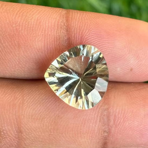 Direct Inde Fabricant Naturel Vert Aigue-Marine Poire Coupe Coeur Poli Pierres Précieuses En Vrac Fabrication de Bijoux Certifié IGI - Product Image 4