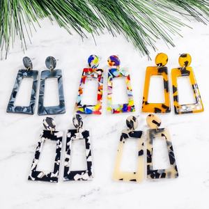 Pendiente largo de resina, pendiente ligero de alta calidad, venta al por mayor - Product Image 1