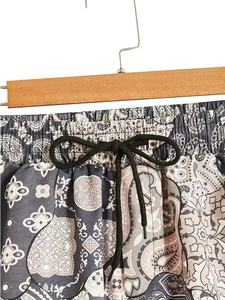 Usine de services matériels Short de luxe pour homme style vintage personnalisé avec impression florale Short pour homme avec poches Streetwear le plus récent pour homme - Product Image 3