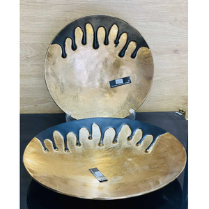 Nouveau design de luxe Plateau en métal gaufré en aluminium Plateau à fruits Plat de service pour fête de mariage, maison, hôtel et événement - Product Image 5