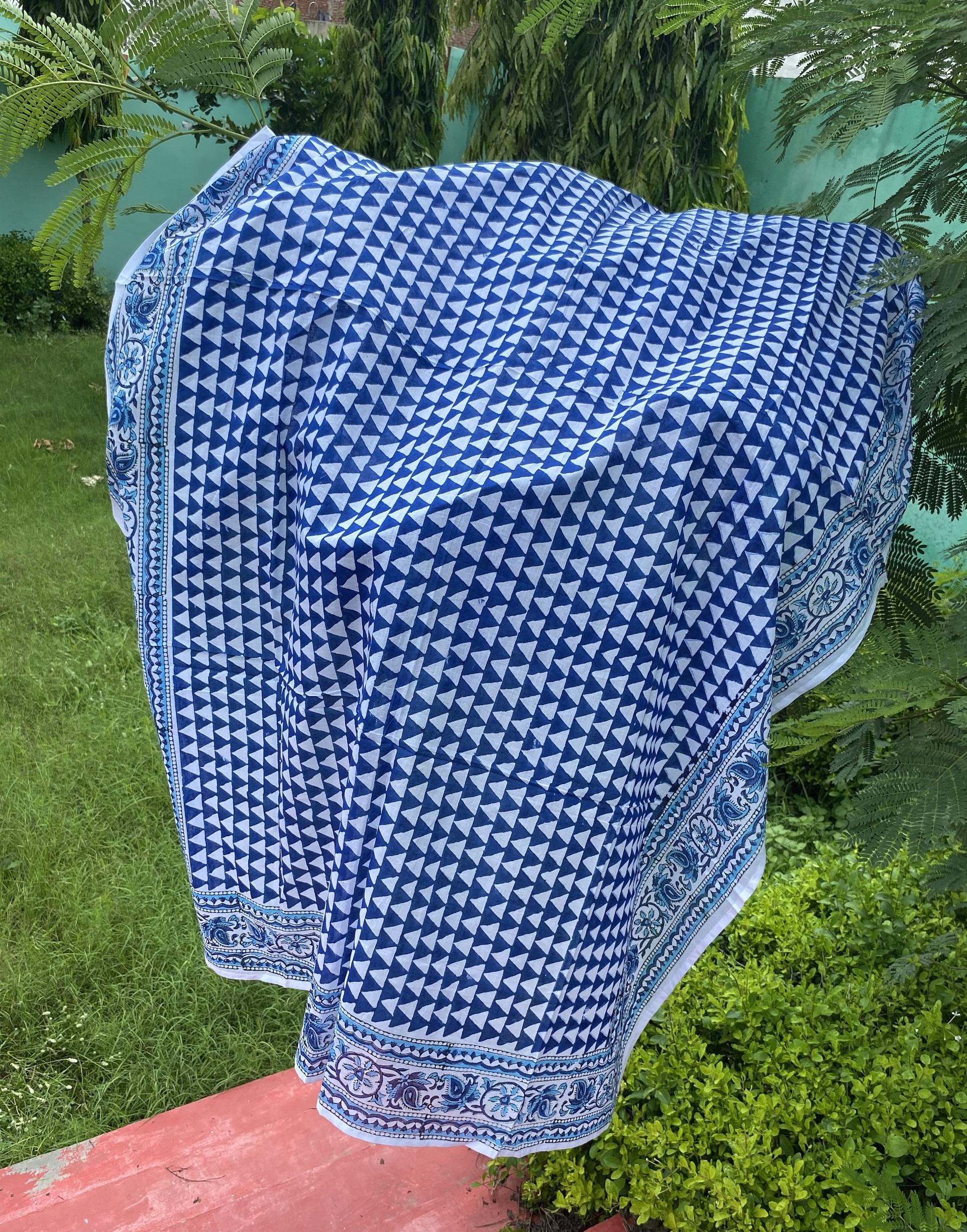 เช่นเดียวกับภาพ