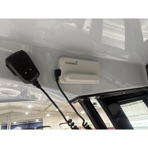 Bateau Premium 232 Sportsman Open 2026 pour les Passionnés de Sports Nautiques - Product Image 4