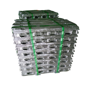 Lingote de aluminio A7, aleación de alta pureza para fundición de metal industrial, fabricación de aplicaciones industriales, uso refinado - Product Image 1