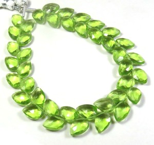 Perles à facettes en verre percé en diagonale péridot 10x7mm Quartz vert poire 7.5 "brin pierres précieuses en vrac - Product Image 1