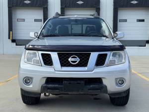 Prezzo basso, Nissan Frontier PRO-4X del 2017, auto usata in vendita. - Product Image 2