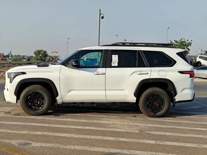 NUOVO 2024 Toyota Sequoia TRD Pro 3.5L Power (499 CV) 6 cilindri 4X4 2 assi Ibrido a carburante AWD Trasmissione automatica Guida a sinistra - Product Image 5