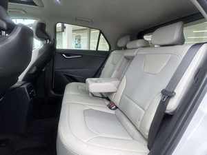 Blanc 2024 K i a N i r o EX Touring FWD utilisé avec les sièges en cuir Démarrage à distance Bluetooth Android Auto Sièges chauffants à toit ouvrant - Product Image 4