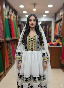 Vestido tradicional afgano para mujer a precio barato al por mayor, vestido largo afgano para mujer con borlas y monedas bordadas, vestidos informales - Product Image 3