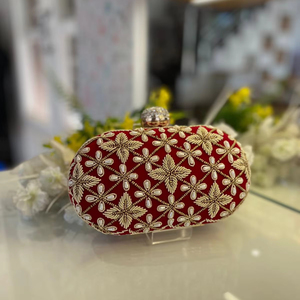 Sac à main pochette brodé, travail au miroir, fait main en Inde, polyester durable, grande capacité, imperméable, cadeau de mariage, utilisation festive pour femmes - Product Image 1