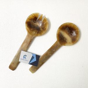 Juego de servidor de ensalada de resina de calidad superior, lujosas herramientas para ensalada, vajilla, cubiertos de resina, utensilios de cocina, juego de cucharas para servir - Product Image 1