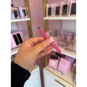 แหนบปลายแหลมสีชมพูสดสำหรับต่อขนตา แหนบพลาสติกสำหรับต่อขนตาแบบวอลลุ่ม - Product Image 1