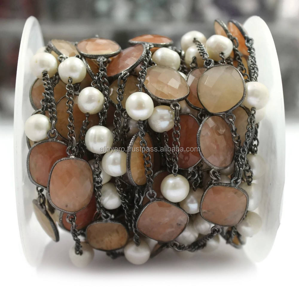 สีน้ำตาล/สีขาว