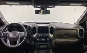 Pneus 2021 GMC Sierra 1500 Denali avec conduite à gauche en cuir R17 d'occasion - Product Image 4