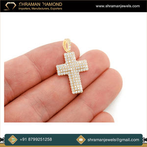 Collier Croix de Jésus en Or Massif 10K Tendance avec Diamant de Laboratoire, Bijoux Religieux Chrétiens, Pendentifs et Breloques Fins – Vente en Gros - Product Image 3
