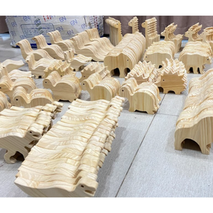 Jouet animalier en bois fait main, design en bois naturel pour la décoration de la chambre d'enfant, ensemble cadeau et divertissement éducatif, fabriqué au Vietnam - Product Image 4