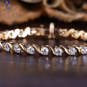 Labstone/Envuelve tu muñeca con brillo con 4,90 TDW redondo diamante oro amarillo pulsera 18K chapado en oro IGI certificado - Product Image 1