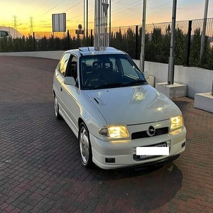 OPEL ASTRA MK3 / 200TS d'occasion, conduite à gauche/droite, 1995 - Product Image 1