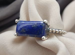 แหวนเงินแท้ 925 ประดับลาพิส ลาซูลี รูปทรงสี่เหลี่ยมผืนผ้า ชุบทอง งานแฮนด์เมด เครื่องประดับพลอย ขายส่ง รับสั่งทำ - Product Image 3