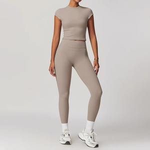 Nuevo estilo, conjunto de Yoga para mujer de calidad Premium, transpirable y ligero, ropa deportiva para gimnasio, conjunto de Yoga de 2 piezas - Product Image 6