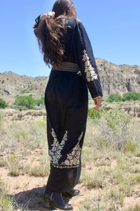 Vestido Casual de Algodón con Bordado Floral Hecho a Mano, Estilo Vintage de los Años 70, Corte en A, Cintura Natural, Bordado Folclórico de Rajastán y Europa del Este - Product Image 4