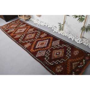 Alfombra Vintage Herki de 2.8x10 pies, Alfombra Turca Oriental de Lana Roja Anaranjada - Product Image 4